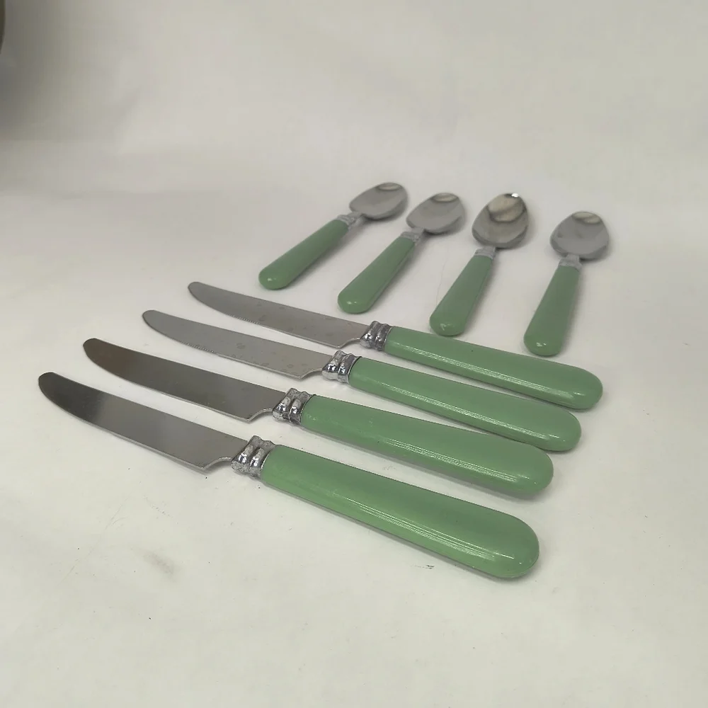 GIBSON Knives & Spoons Pastel Green Plastic Handle Stainless Steel Head Set Of 8